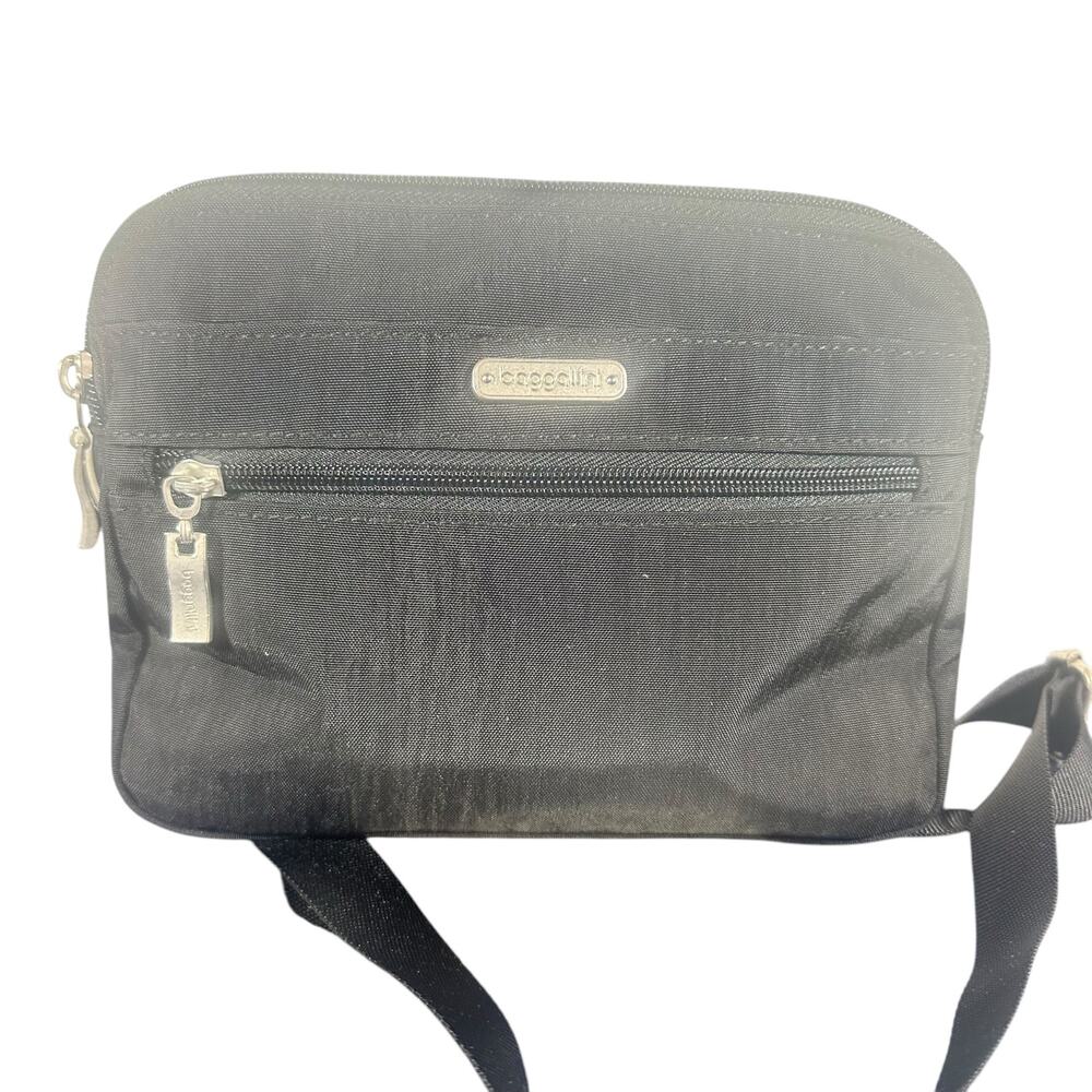 Baggallini Black Nylon Crossbody Bag Lightweight Travel Organizer compact Purse